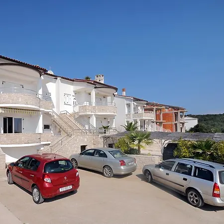 Roko Apartament Krnica